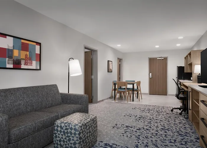 Hotel Home2 By Hilton Easton 3*