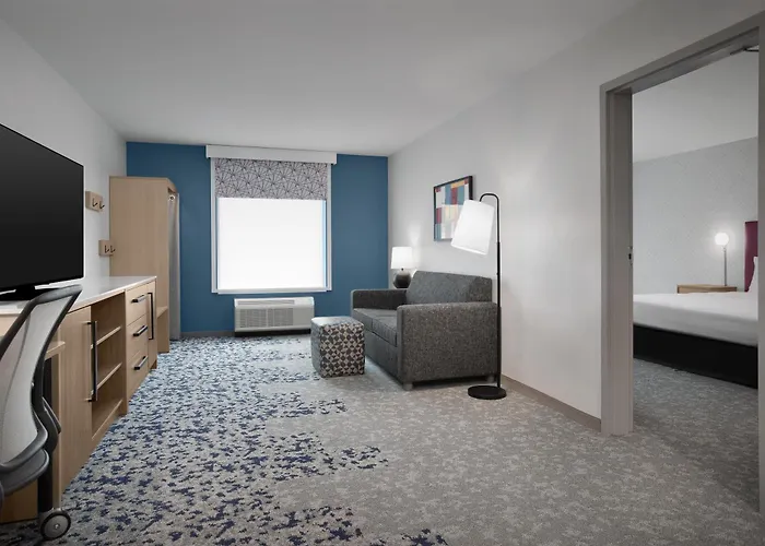 Hotel Home2 By Hilton Easton 3*