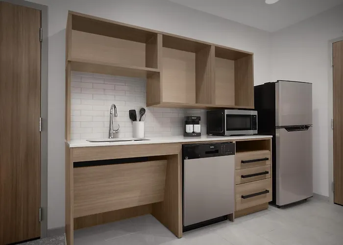 Home2 By Hilton Easton 3*