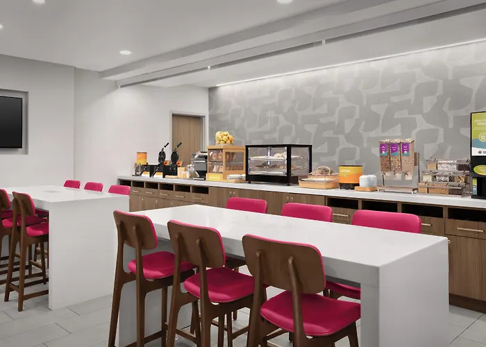 Hotel Home2 By Hilton Easton 3*